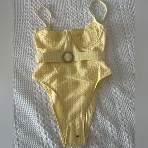 Fashion Nova 1 Piece Swimsuit in Yellow